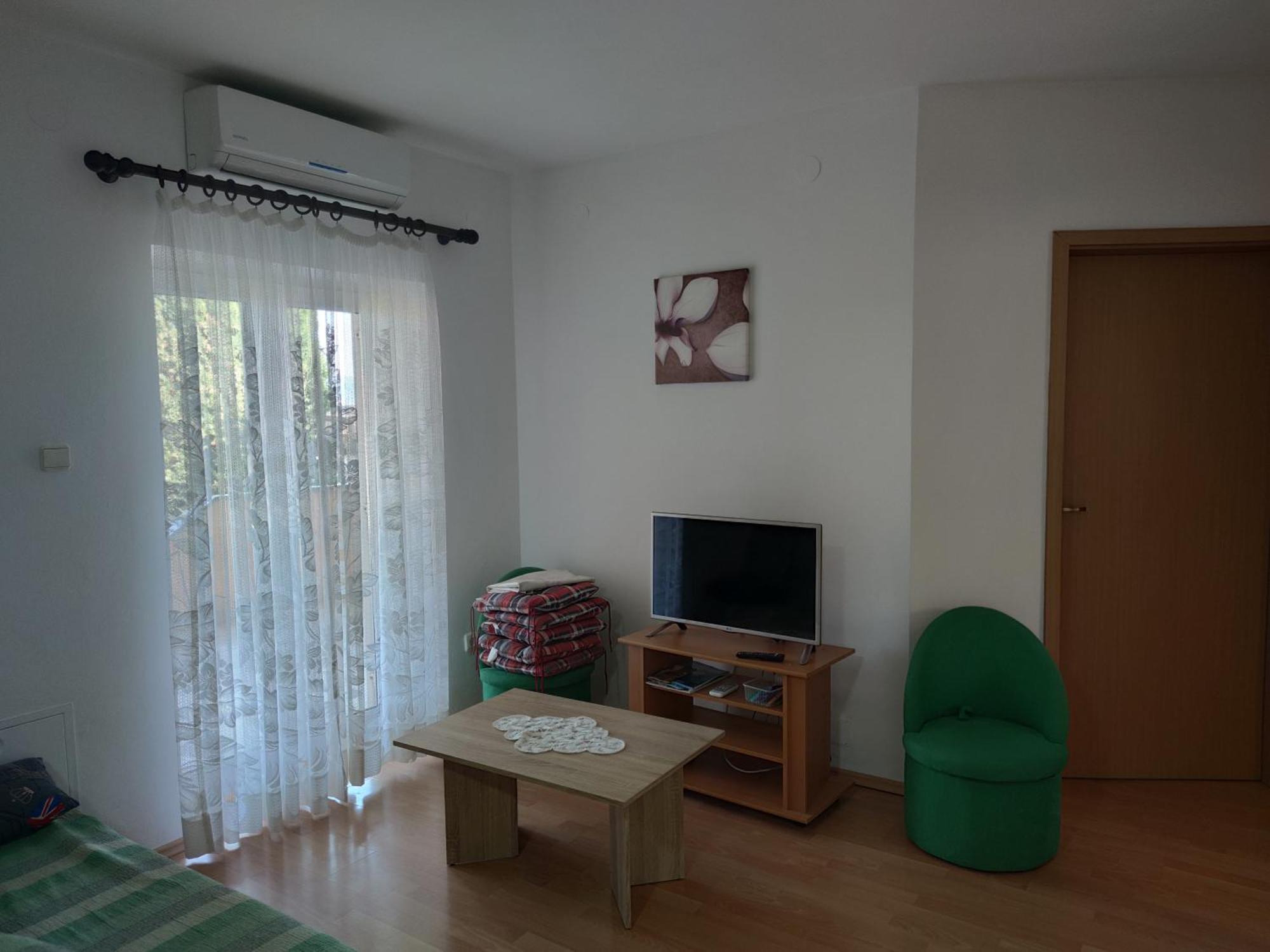 Apartments Dijana Krk Town Exterior photo